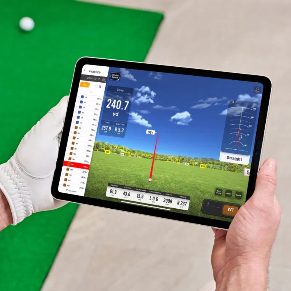 Voice Caddie SC4 PRO Launch Monitor & Golf Simulator